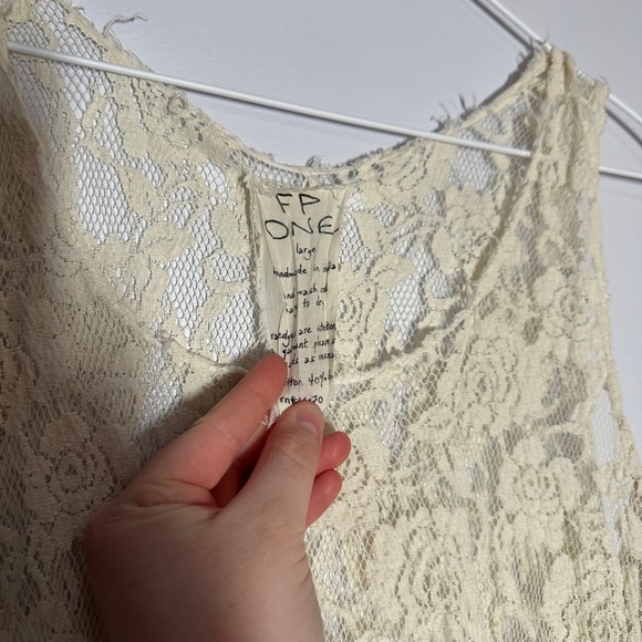 free people cream lace overlay layering top size large - Picture 4 of 4